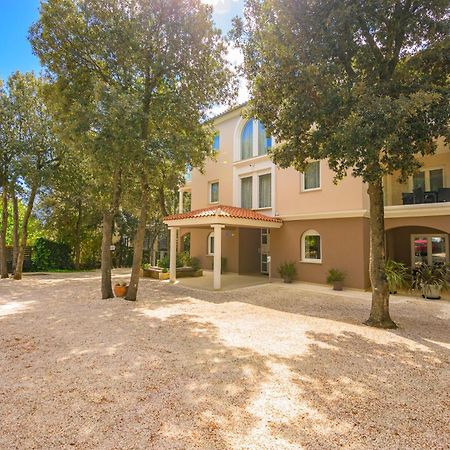 Villa Elizabeta Pola Esterno foto